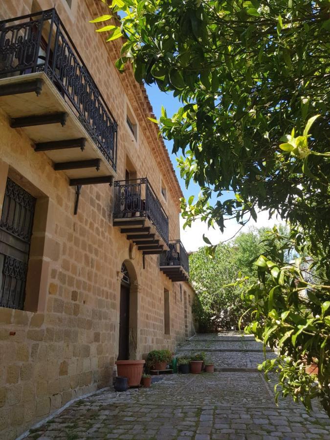 Casale Raino Country house Gangi